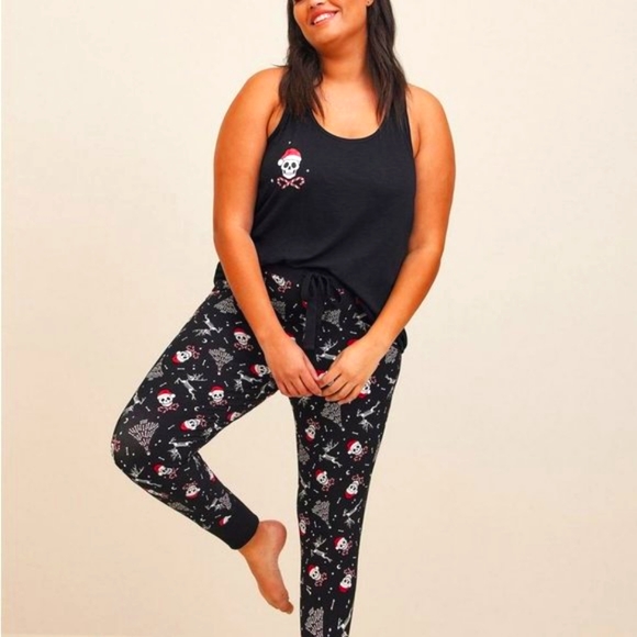 ❤️NWT VINTAGE TORRID SKULL PRINT - CHRISTMAS - RACERBACK SLEEP TANK - PLUS SIZE - Picture 9 of 12